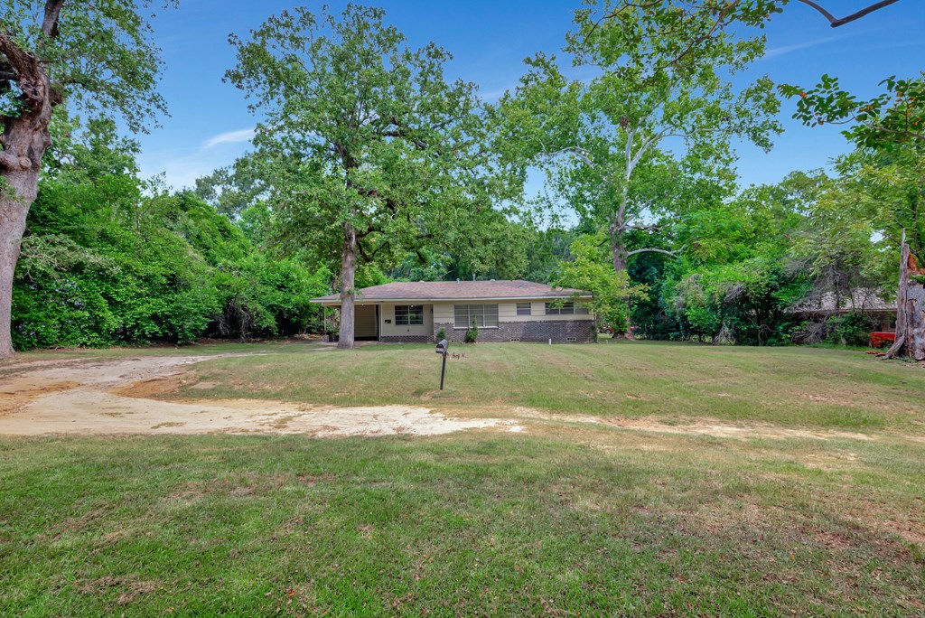 1324 Durst Property Photo 3
