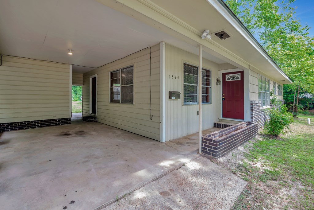 1324 Durst Property Photo 5