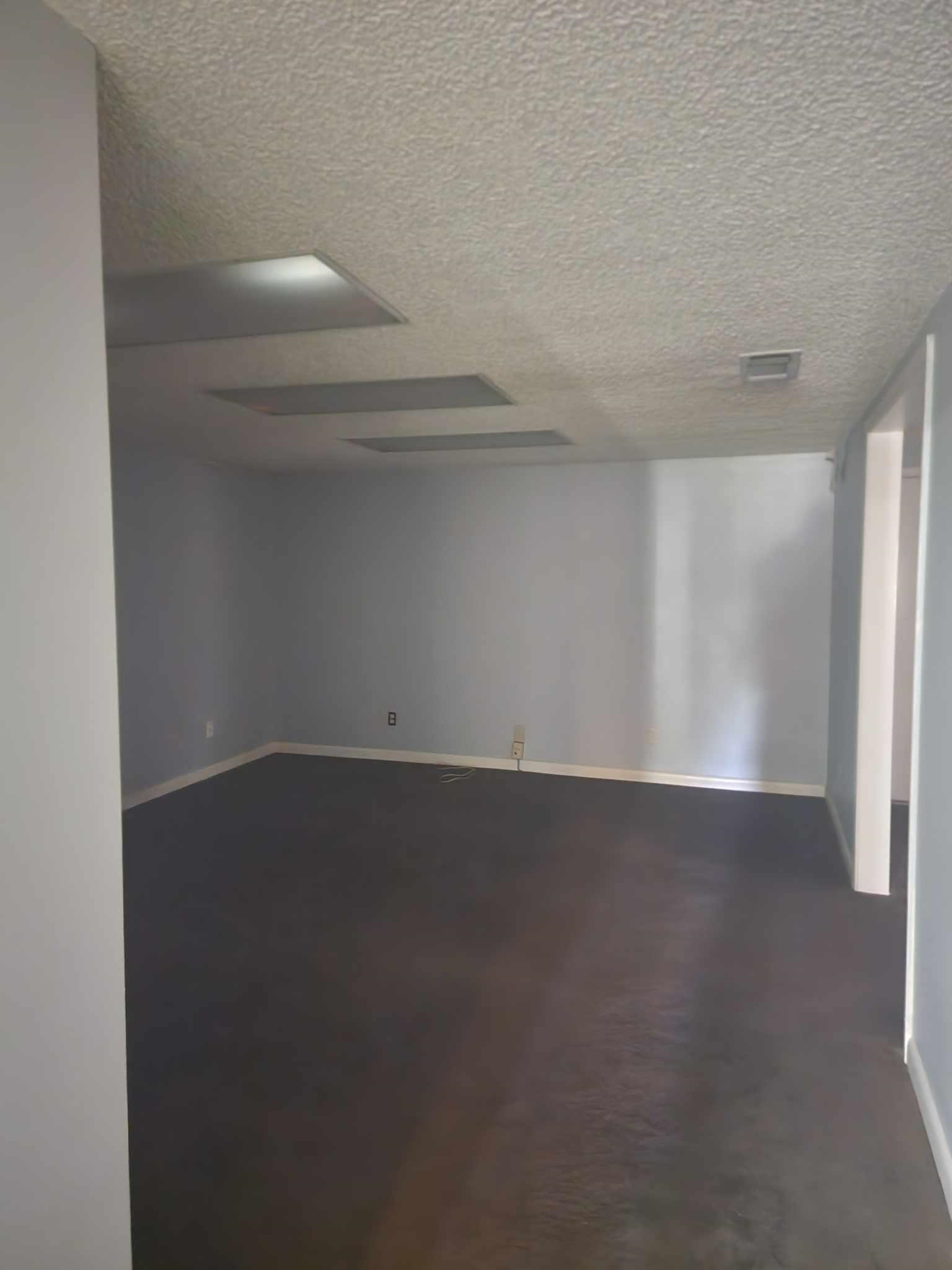 408 E Shelbyville Property Photo 11
