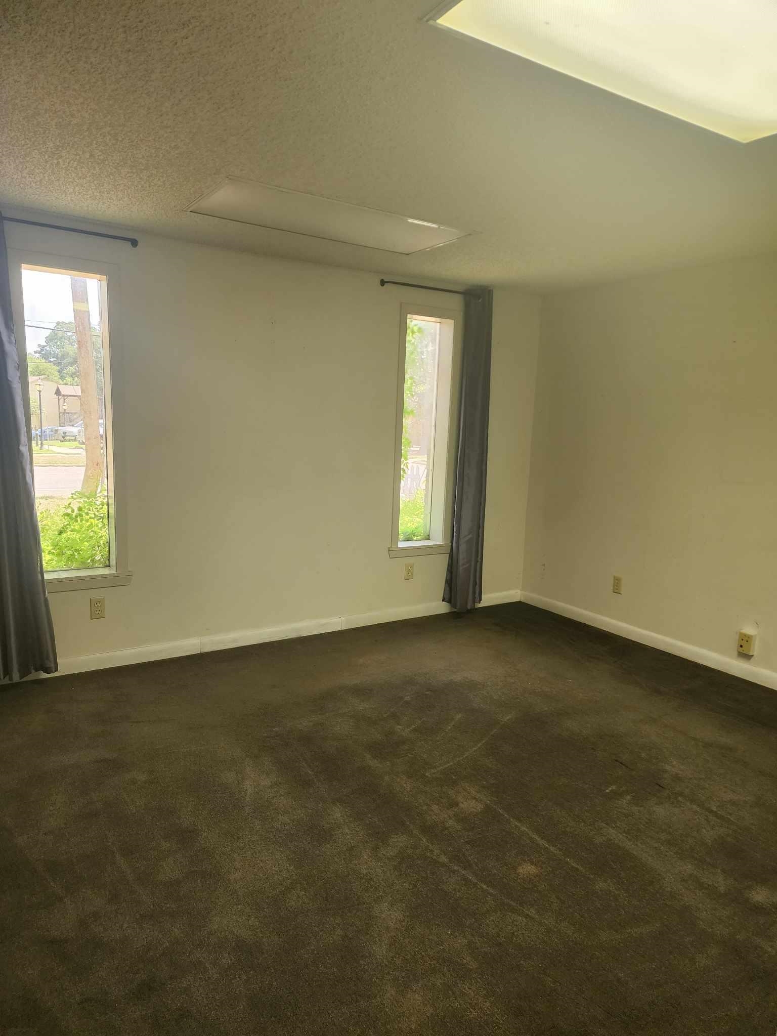 408 E Shelbyville Property Photo 17