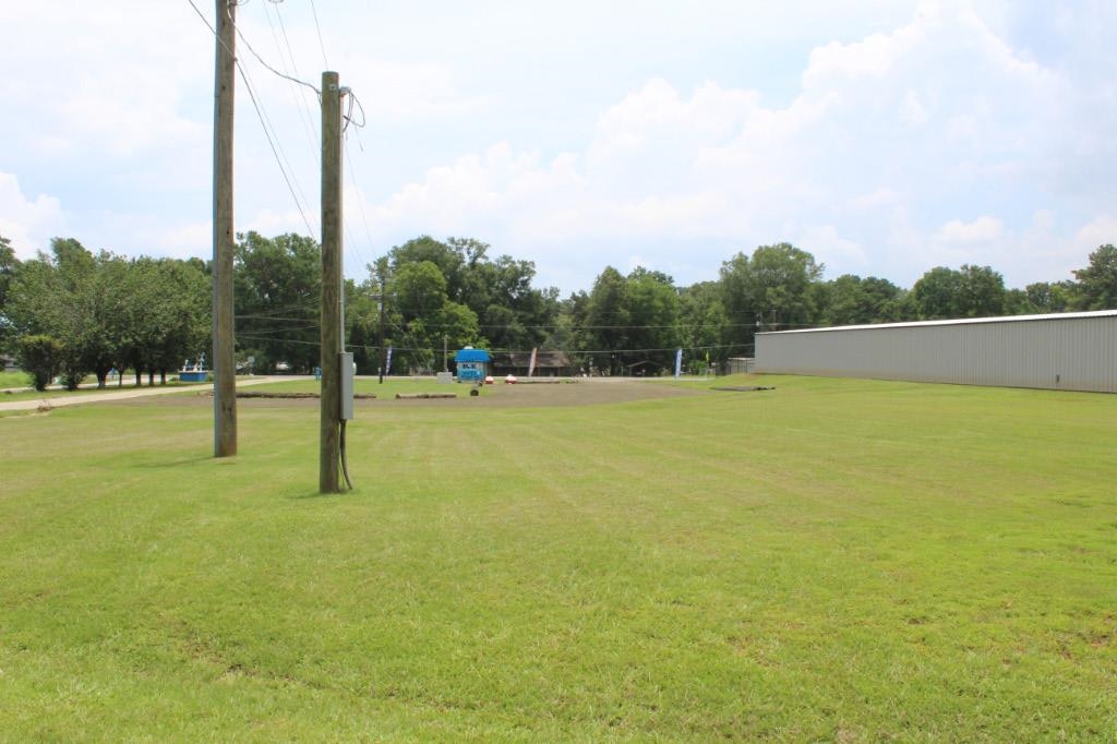 6375 Sh 21 E Property Photo 3