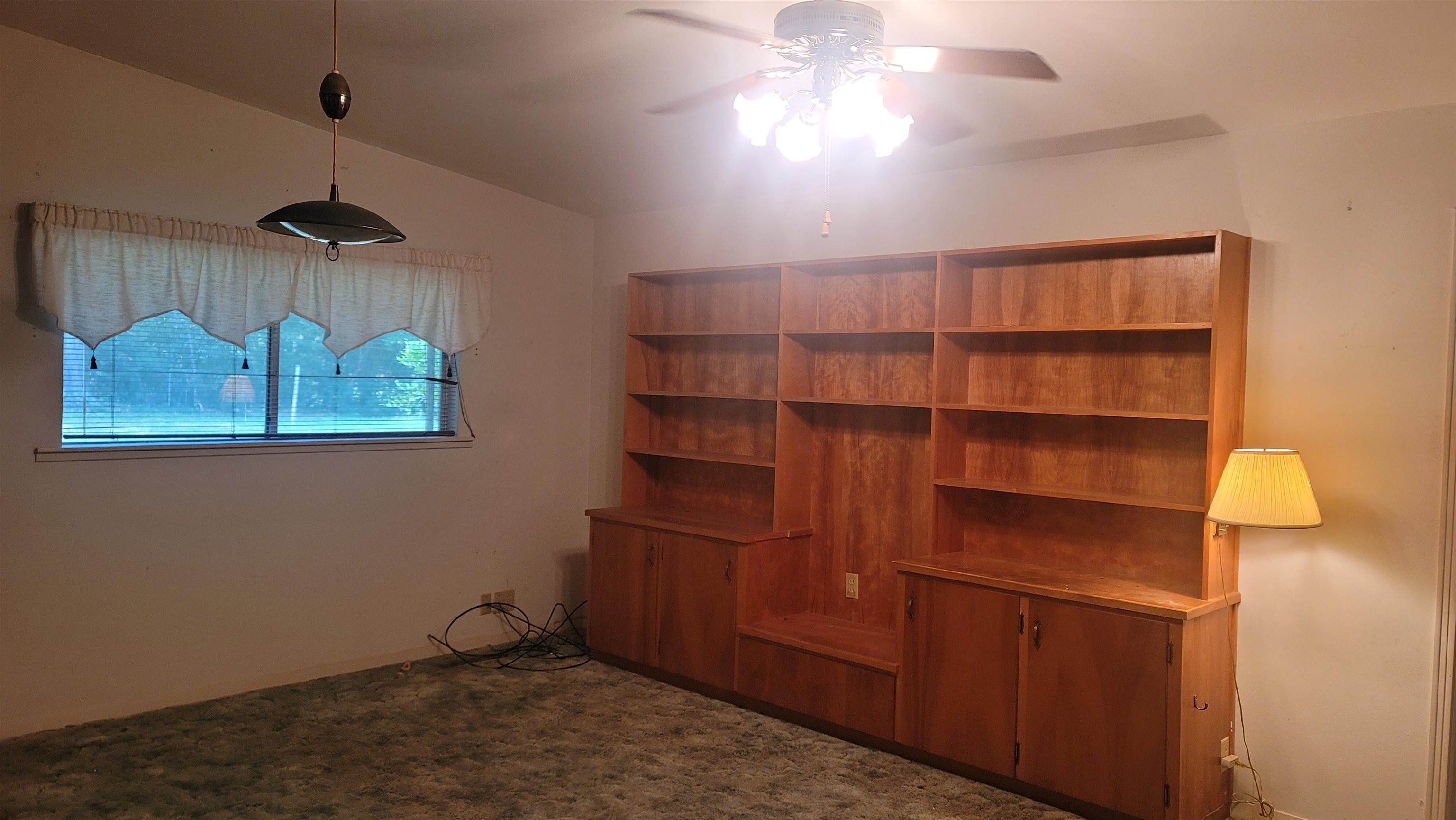 207 Verna Street Property Photo 7