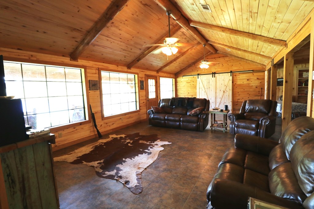 1167 Co Rd 426 Property Photo 4