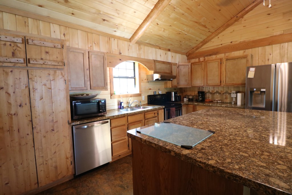 1167 Co Rd 426 Property Photo 6