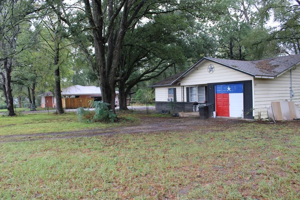 22766 Property Photo 3