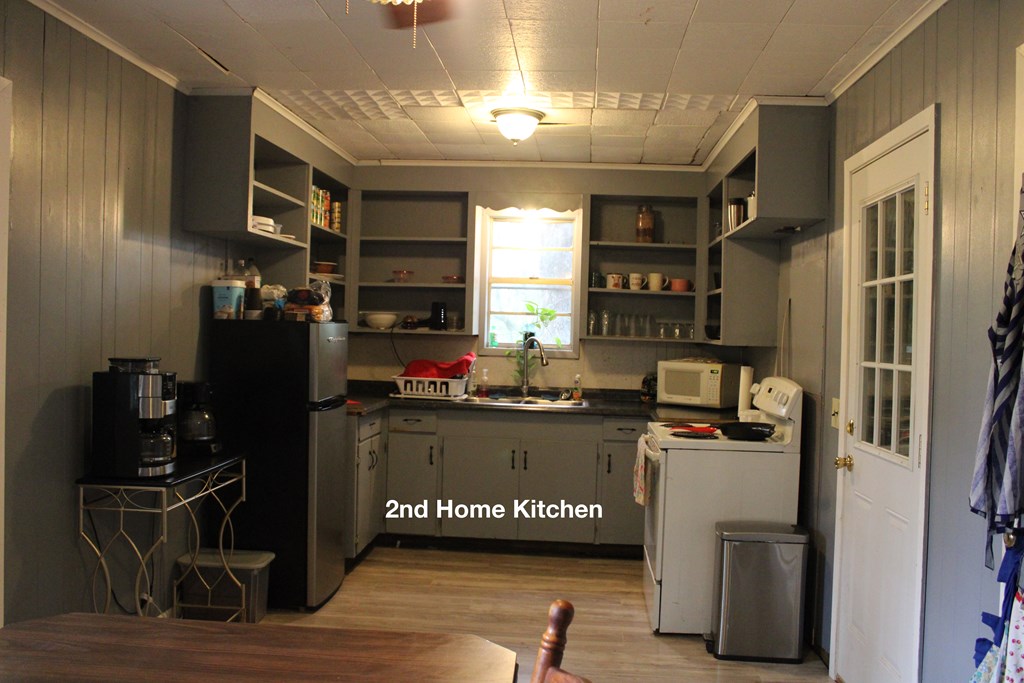 22766 Property Photo 31