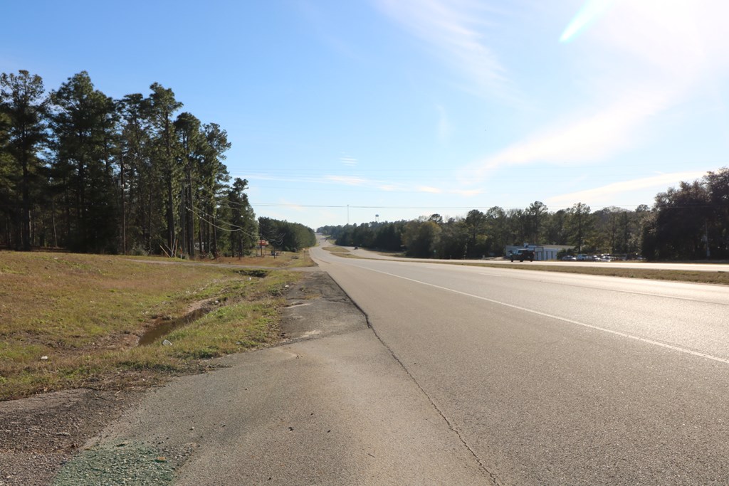 4190 Us Hwy 96 N Property Photo 13