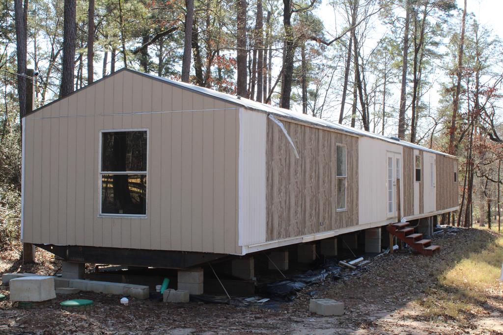 2402 Pleasure Bend Property Photo 1