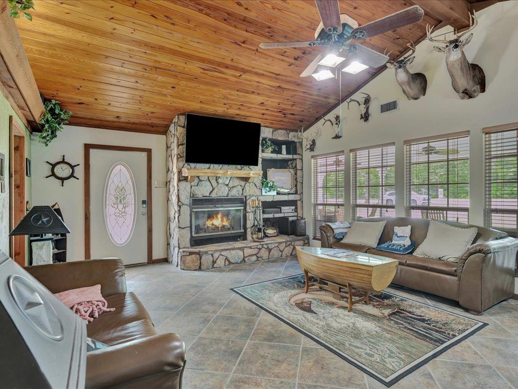 21441 Fm 705 Property Photo 8