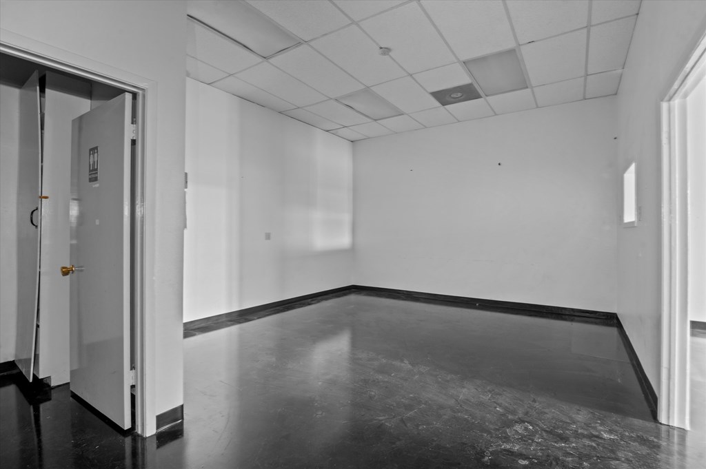 522 Property Photo 7