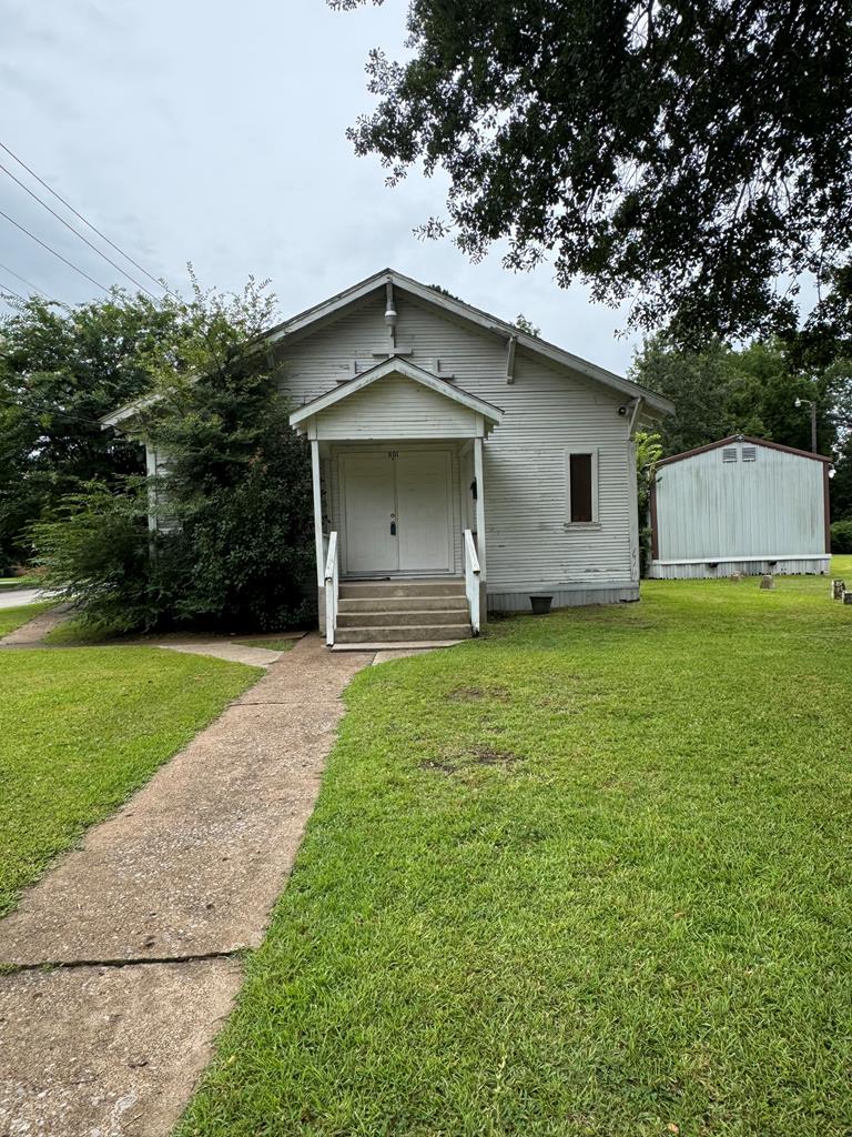 801 Rowe Property Photo 1