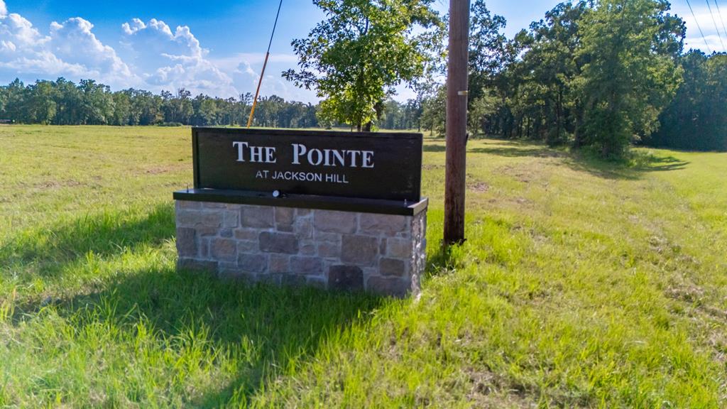 2851 Private Road Property Photo 1