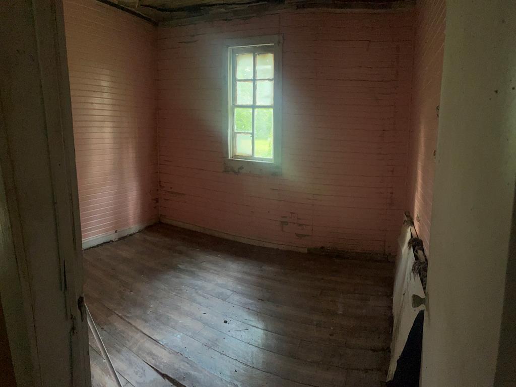 905 Cypress Property Photo 6