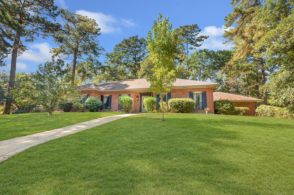 875 Holly Property Photo 24