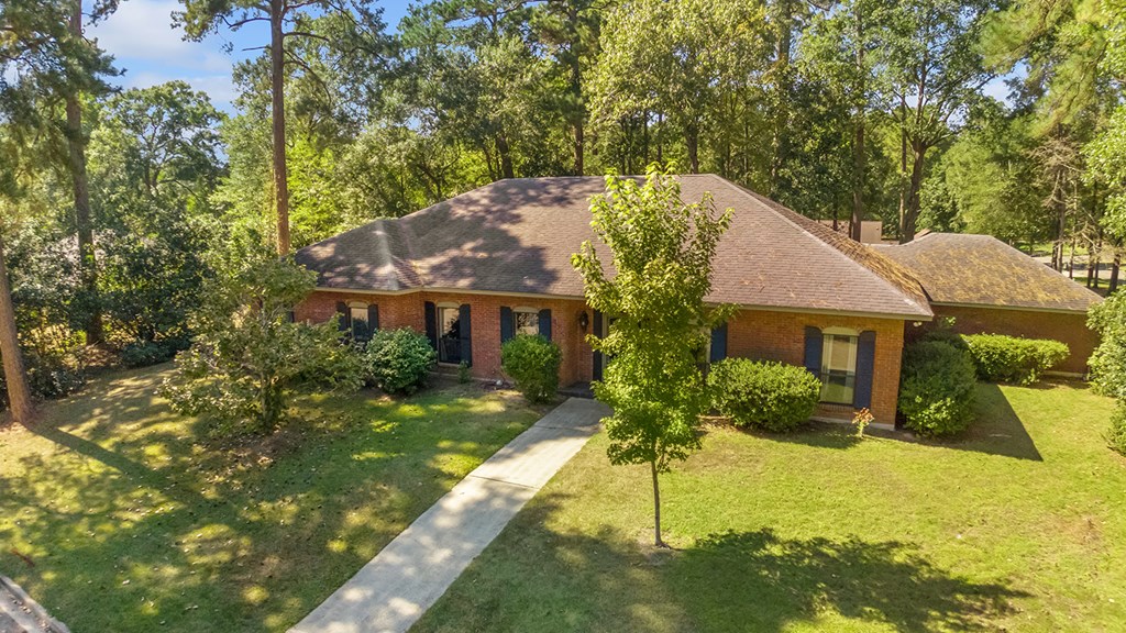 875 Holly Property Photo 26