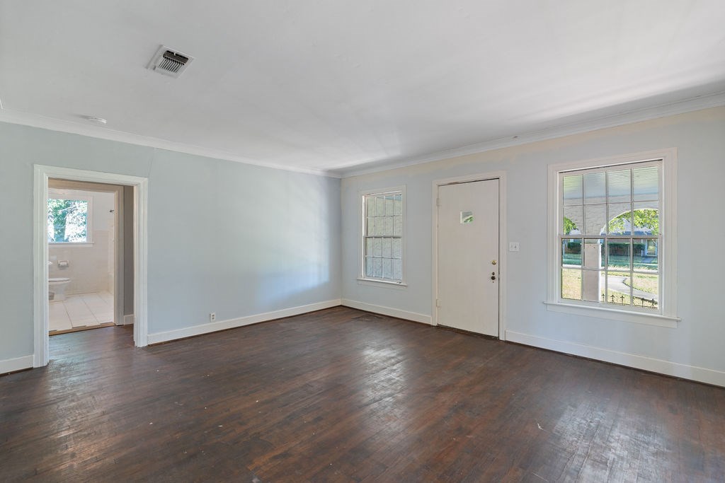 420 Mantooth Avenue Property Photo 7