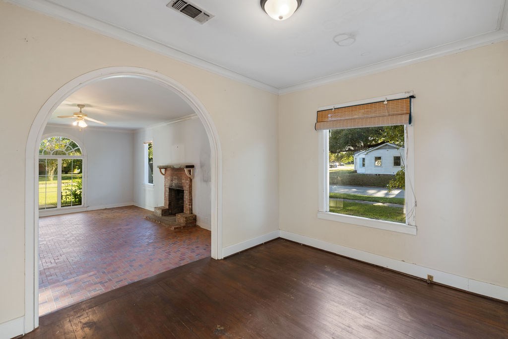 420 Mantooth Avenue Property Photo 11