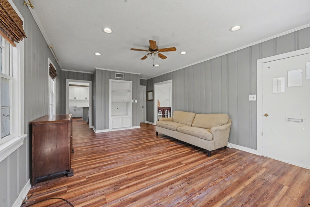 528 Fourth Street Property Photo 10
