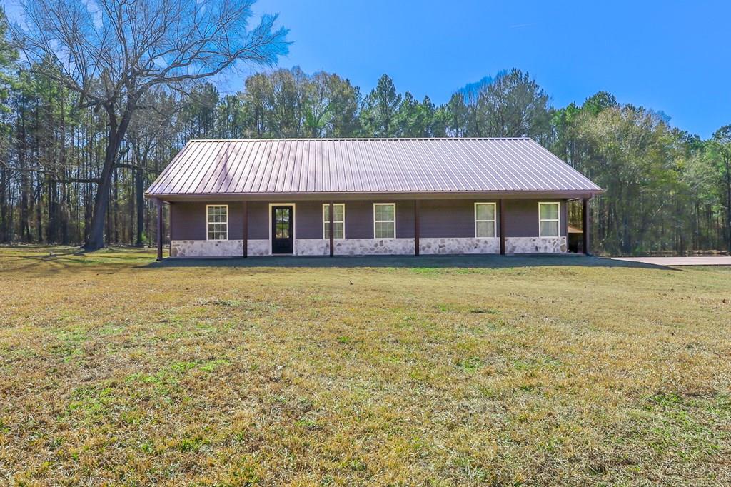 694 Harvill Road Property Photo 1