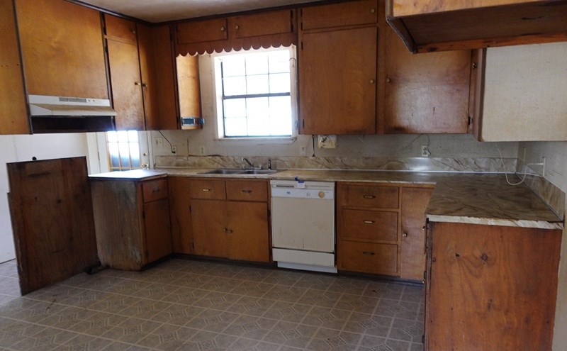191 County Road 5598 Property Photo 5