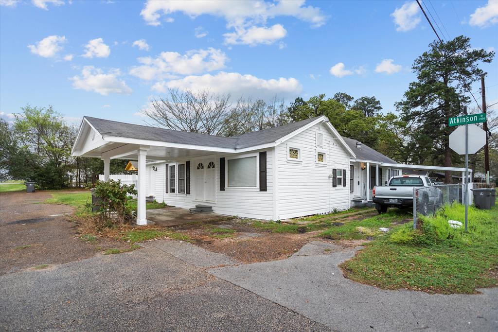 801 Shermell Property Photo 1