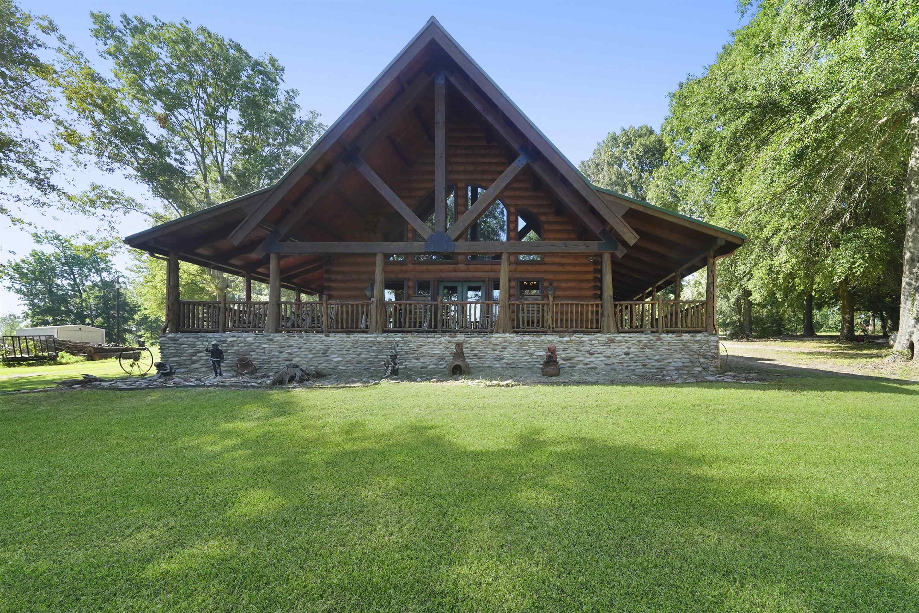 520 Mccoury Loop Property Photo 2