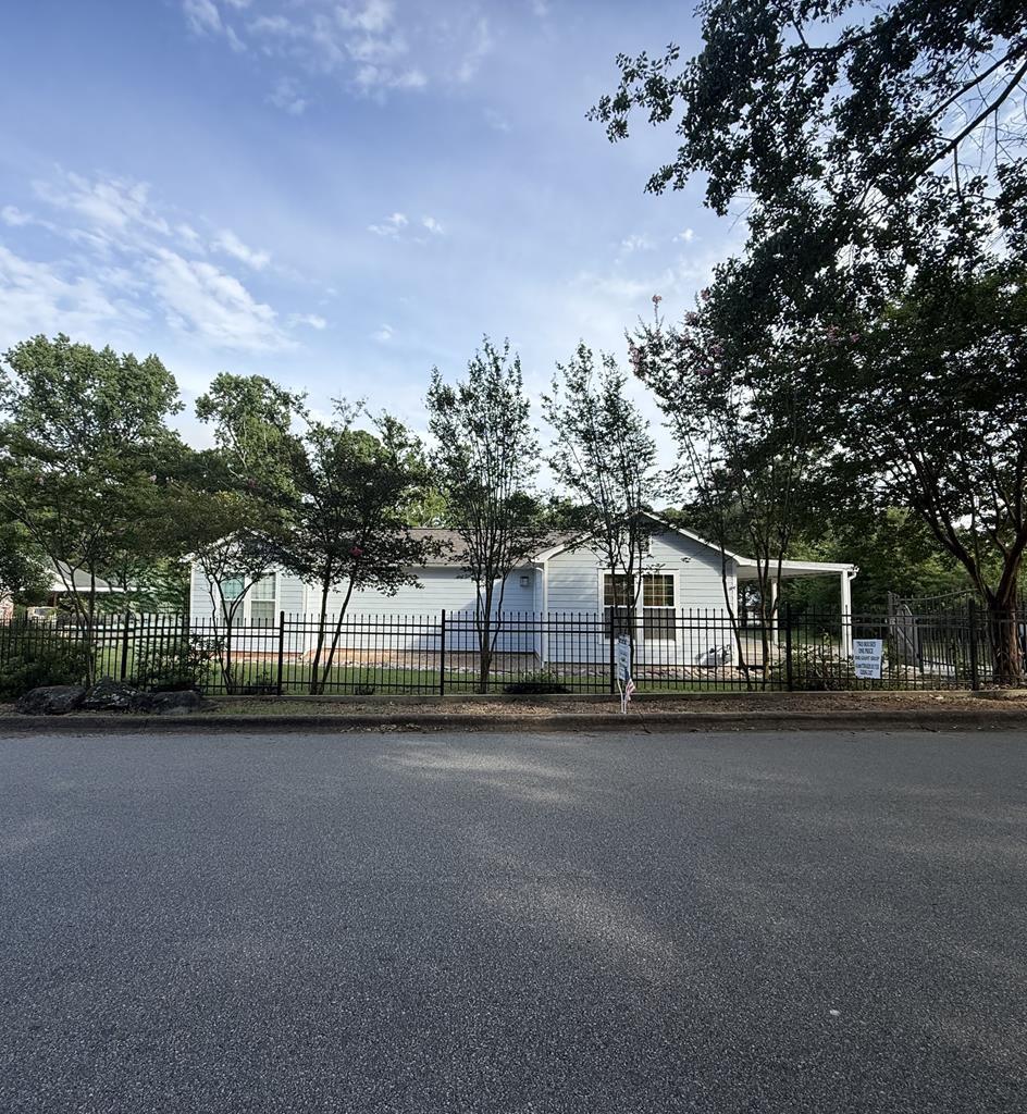 205 Carroll Street Property Photo 1