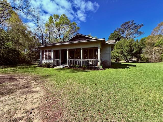 704 Davison Street Property Photo 1