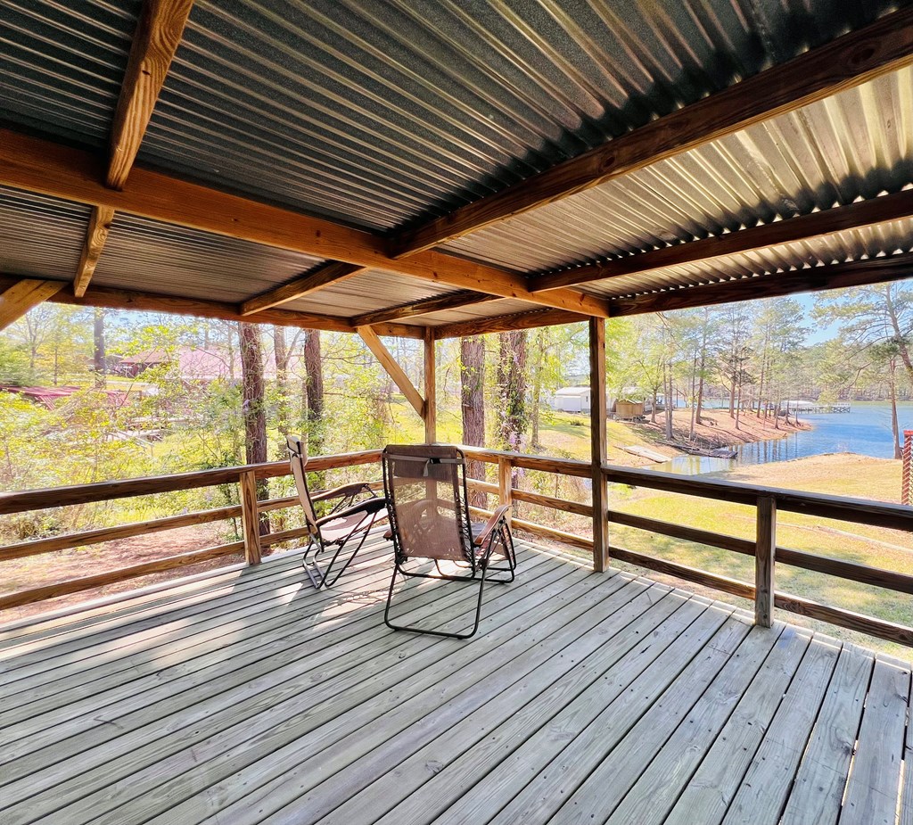 320 Northpoint Loop Property Photo 2