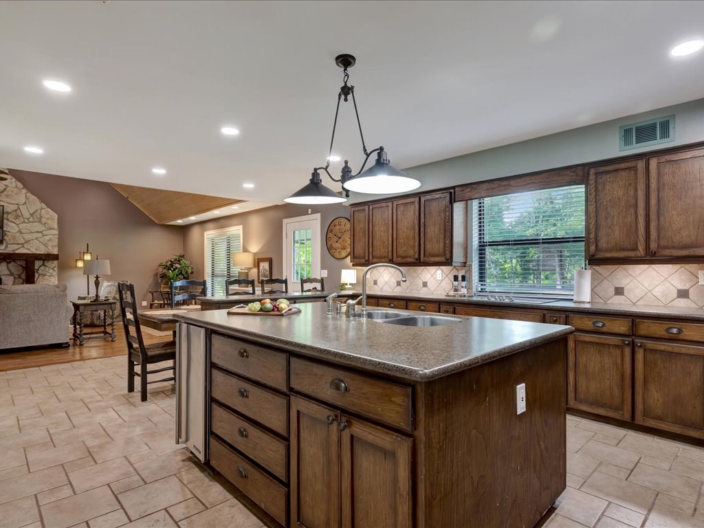 3284 Cc Road Property Photo 11