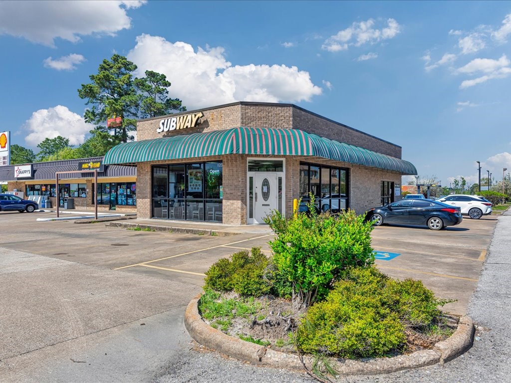 105 Champions Property Photo 8