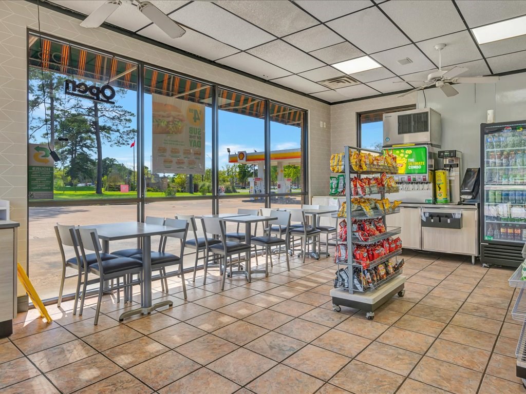 105 Champions Property Photo 19