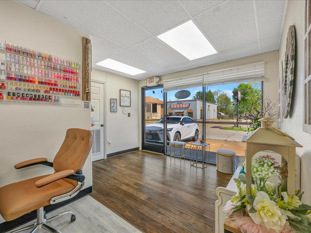 105 Champions Property Photo 24