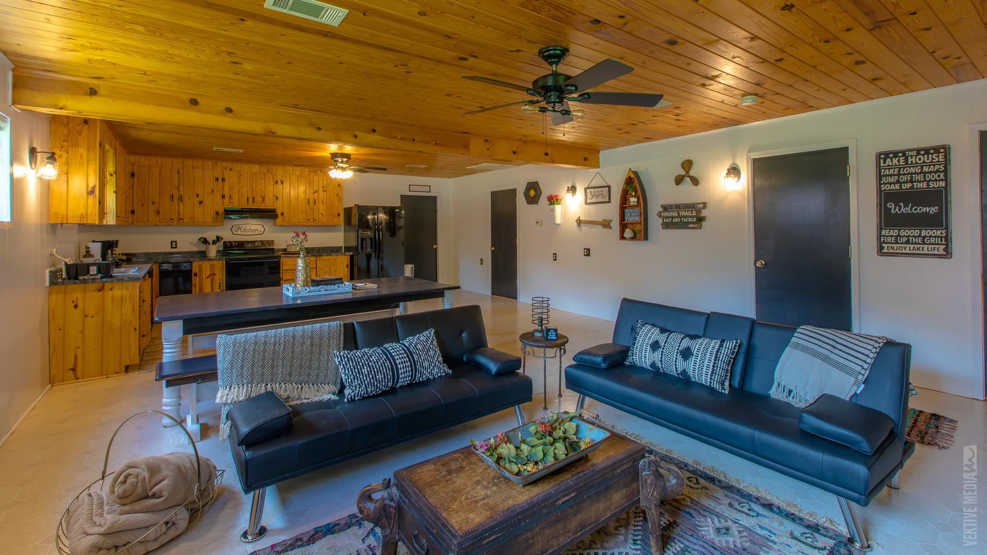273 Moss Property Photo 9