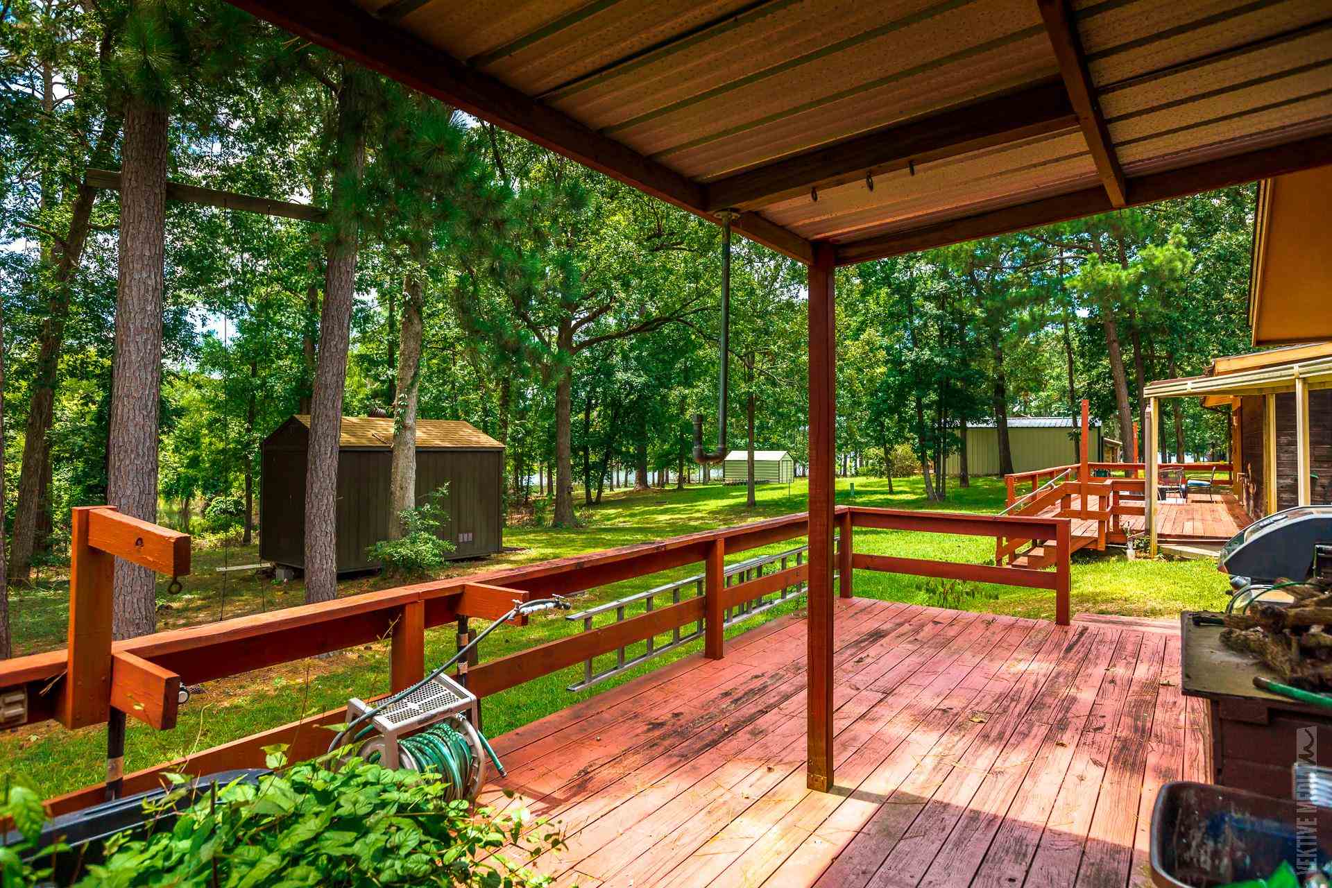 273 Moss Property Photo 16