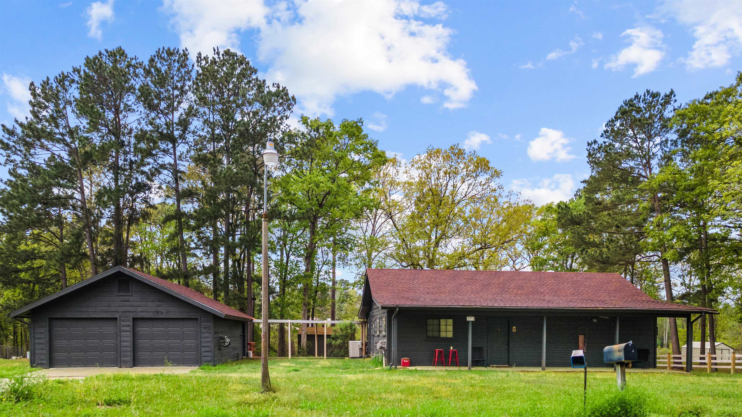 273 Moss Property Photo 22