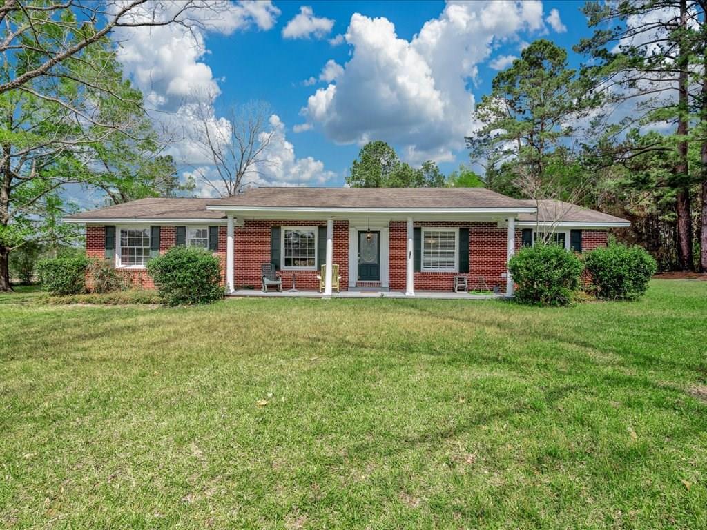 9021 Highway 69 S Property Photo 1