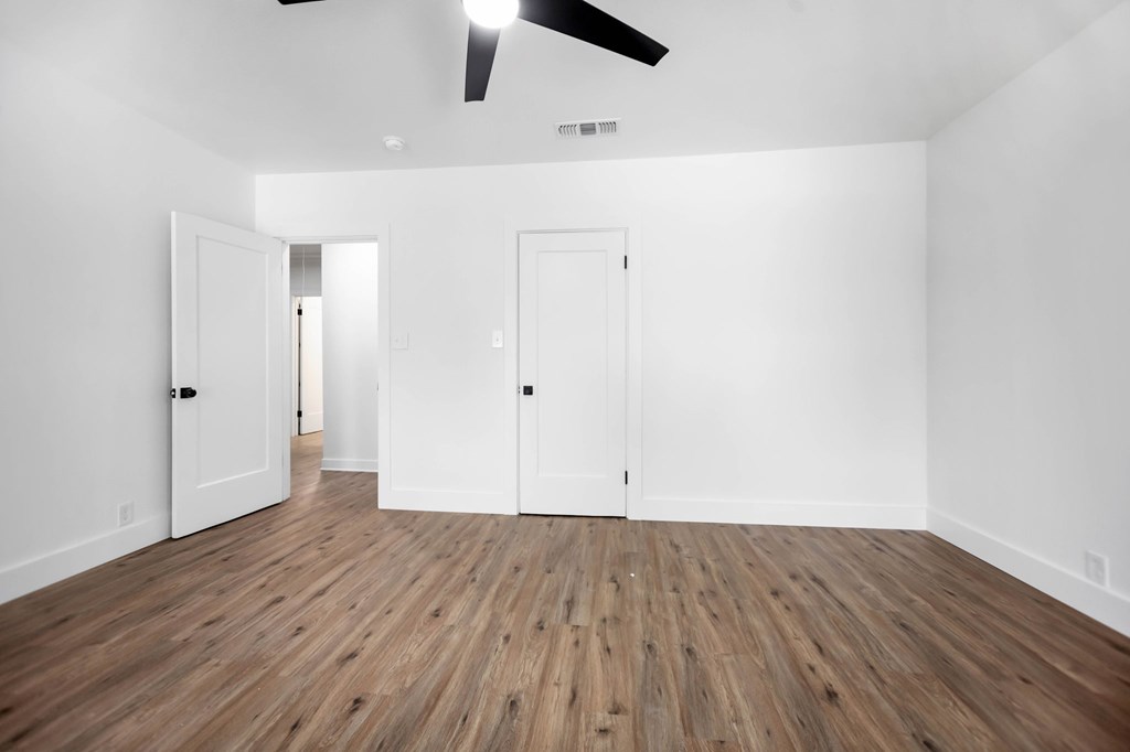 508 Jefferson Property Photo 8