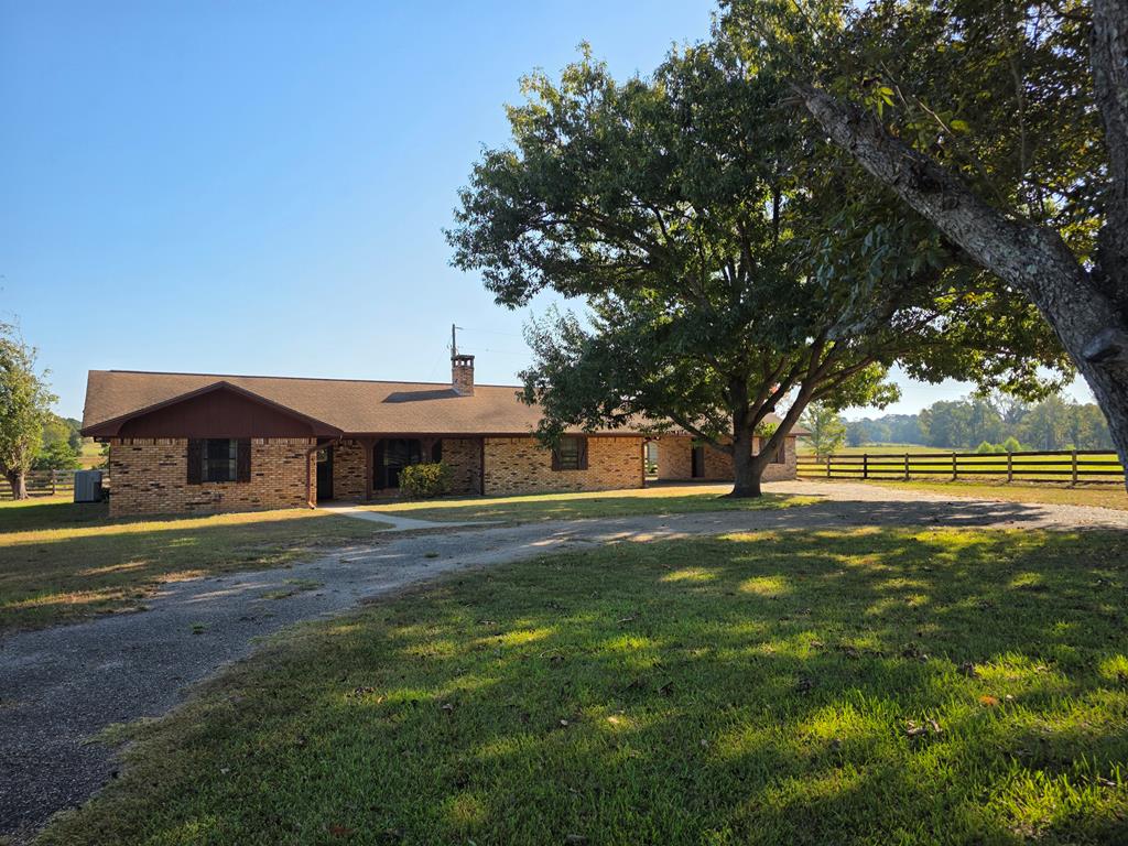 5762 Hwy 63w Property Photo 3