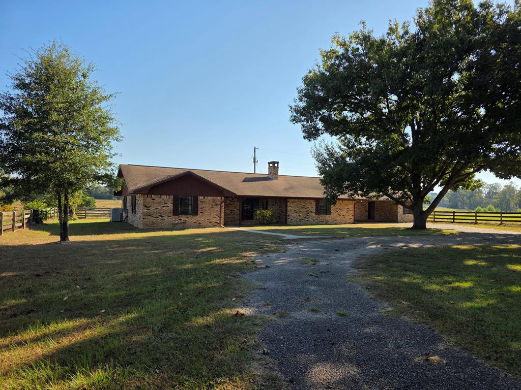 5762 Hwy 63w Property Photo 6