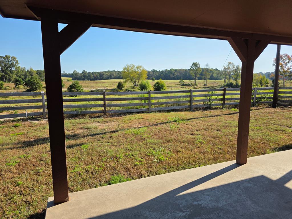 5762 Hwy 63w Property Photo 7