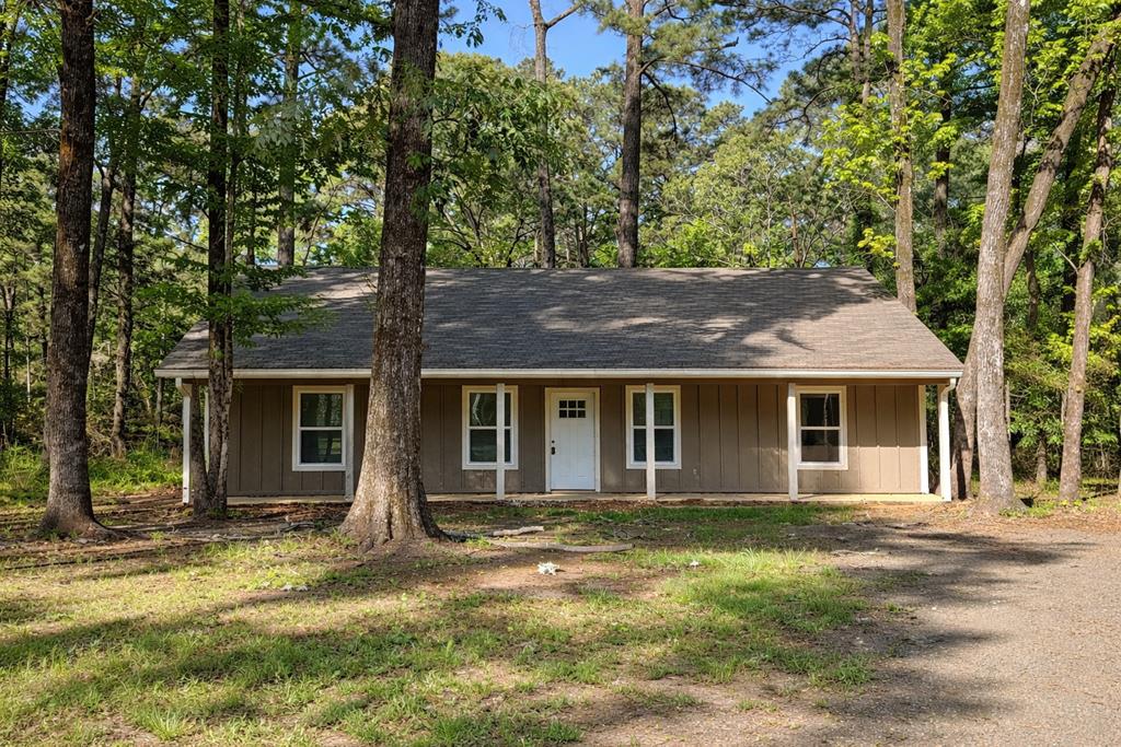 375 Admiral Drive Property Photo 1