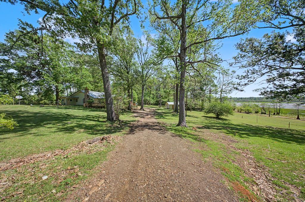 195 Cr 4804 E Property Photo 2
