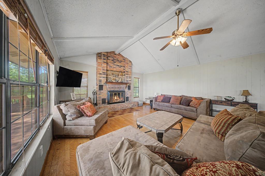 195 Cr 4804 E Property Photo 7