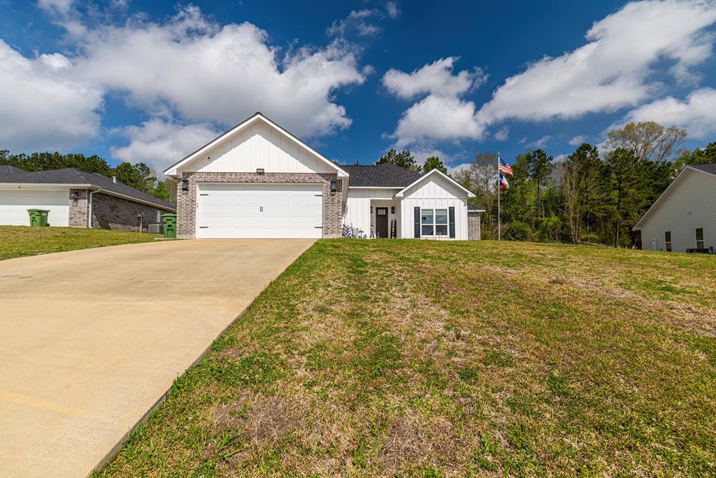 265 Clear View Lane Property Photo 1