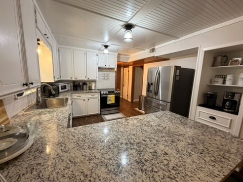 7930 Us Hwy 59 N Property Photo 20