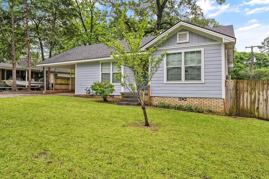 239 Ricketts Property Photo 2