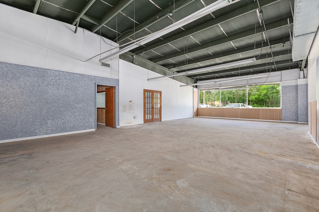 1002 John Redditt Drive Property Photo 17