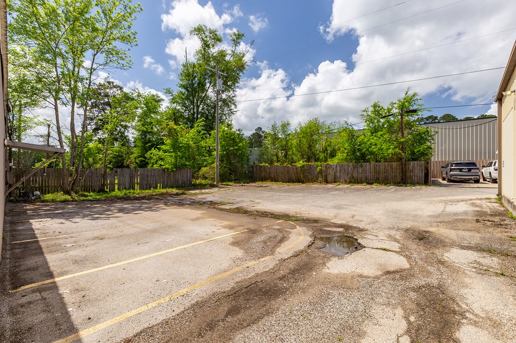 1002 John Redditt Drive Property Photo 31