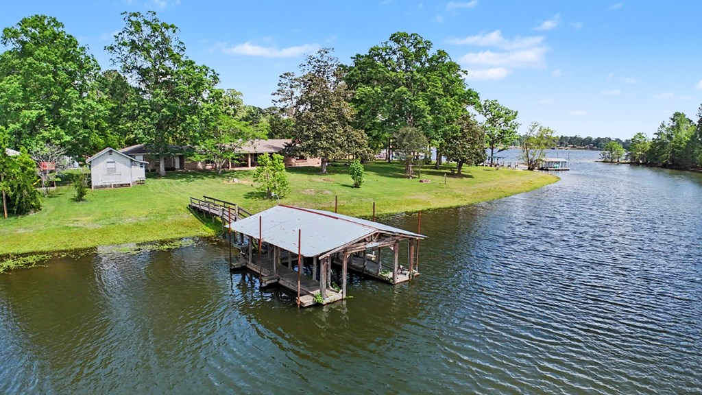 212 Oakleaf Circle Property Photo 8